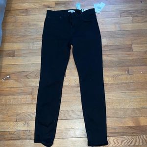 Mid-rise black jeans